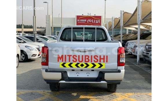 Ra Imported Mitsubishi L200 funfun Ọkọ̀ in Import - Dubai ni Ashanti Ra Imported Mitsubishi L200 funfun Ọkọ̀ in Import - Dubai ni Ashanti
