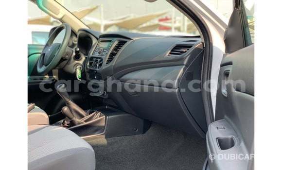 Ra Imported Mitsubishi L200 funfun Ọkọ̀ in Import - Dubai ni Ashanti Ra Imported Mitsubishi L200 funfun Ọkọ̀ in Import - Dubai ni Ashanti