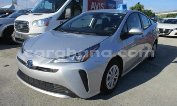 Ra Àlòkù Toyota Prius Silver Ọkọ̀ in Accra ni Greater Accra