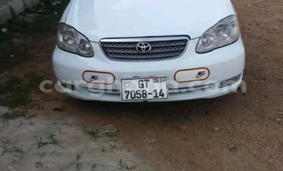 Ra Àlòkù Toyota Corolla funfun Ọkọ̀ in Accra ni Greater Accra Ra Àlòkù Toyota Corolla funfun Ọkọ̀ in Accra ni Greater Accra
