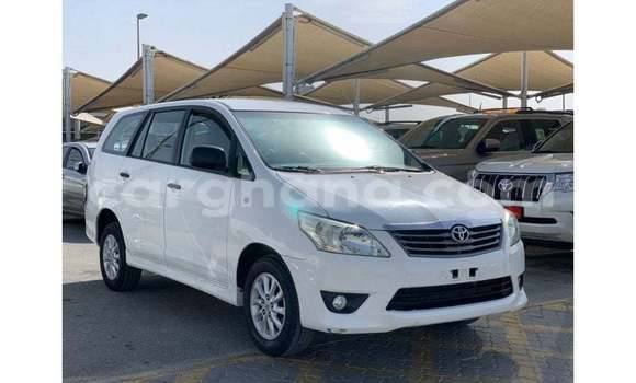 Ra Imported Toyota Innova funfun Ọkọ̀ in Import - Dubai ni Ashanti Ra Imported Toyota Innova funfun Ọkọ̀ in Import - Dubai ni Ashanti