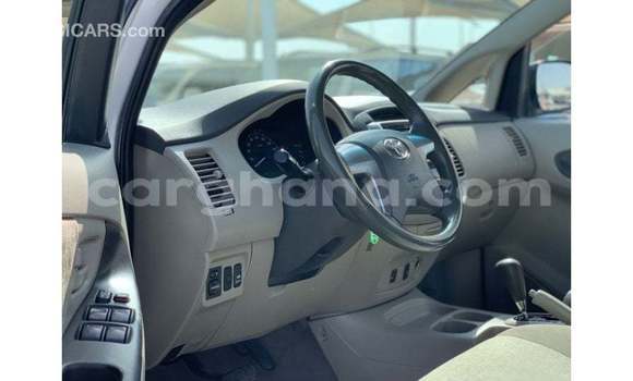 Ra Imported Toyota Innova funfun Ọkọ̀ in Import - Dubai ni Ashanti Ra Imported Toyota Innova funfun Ọkọ̀ in Import - Dubai ni Ashanti