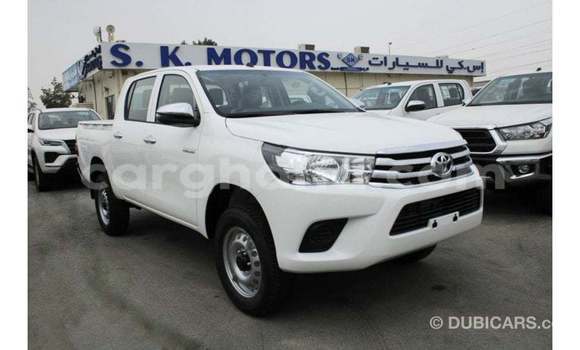 Buy Import Toyota Hilux White Car in Import - Dubai in Ashanti Buy Import Toyota Hilux White Car in Import - Dubai in Ashanti