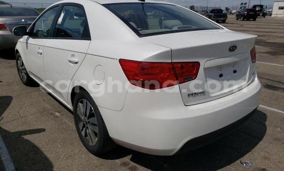 Sayi Na hannu Kia Forte White Mota in Accra a Greater Accra Sayi Na hannu Kia Forte White Mota in Accra a Greater Accra