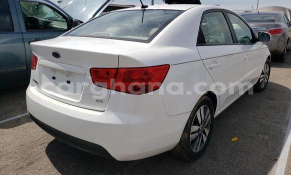 Sayi Na hannu Kia Forte White Mota in Accra a Greater Accra Sayi Na hannu Kia Forte White Mota in Accra a Greater Accra