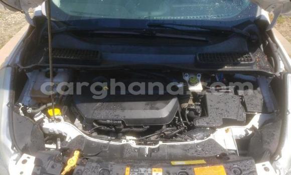 Sayi Na hannu Ford Escape White Mota in Accra a Greater Accra Sayi Na hannu Ford Escape White Mota in Accra a Greater Accra
