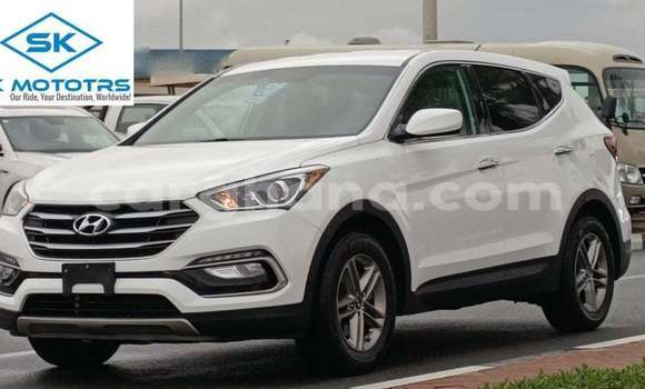 Buy Import Hyundai Santa Fe White Car in Import - Dubai in Ashanti Buy Import Hyundai Santa Fe White Car in Import - Dubai in Ashanti