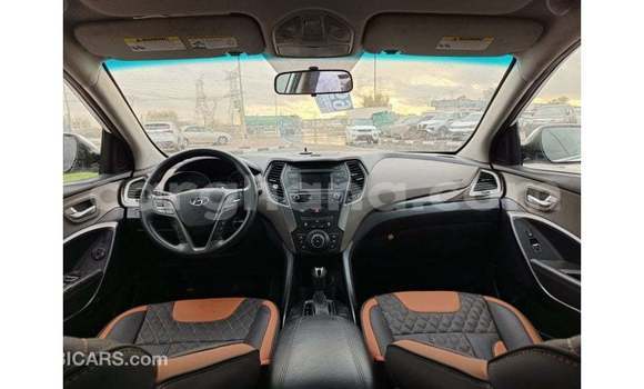 Buy Import Hyundai Santa Fe White Car in Import - Dubai in Ashanti Buy Import Hyundai Santa Fe White Car in Import - Dubai in Ashanti