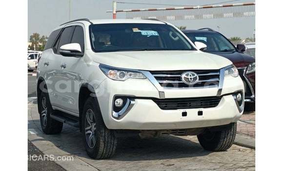 Buy Import Toyota Fortuner White Car in Import - Dubai in Ashanti Buy Import Toyota Fortuner White Car in Import - Dubai in Ashanti