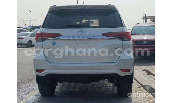 Buy Import Toyota Fortuner White Car in Import - Dubai in Ashanti Buy Import Toyota Fortuner White Car in Import - Dubai in Ashanti