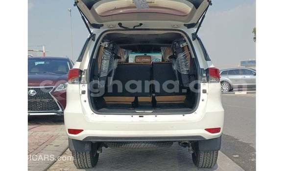 Buy Import Toyota Fortuner White Car in Import - Dubai in Ashanti Buy Import Toyota Fortuner White Car in Import - Dubai in Ashanti