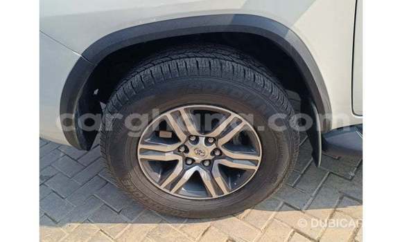 Buy Import Toyota Fortuner White Car in Import - Dubai in Ashanti Buy Import Toyota Fortuner White Car in Import - Dubai in Ashanti