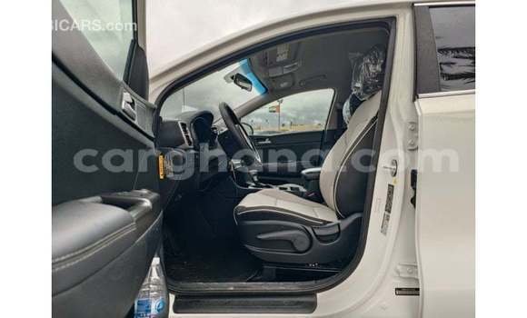 Buy Import Kia Sportage White Car in Import - Dubai in Ashanti Buy Import Kia Sportage White Car in Import - Dubai in Ashanti