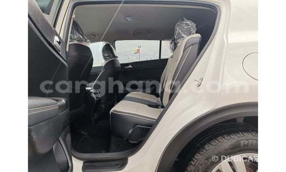 Buy Import Kia Sportage White Car in Import - Dubai in Ashanti Buy Import Kia Sportage White Car in Import - Dubai in Ashanti