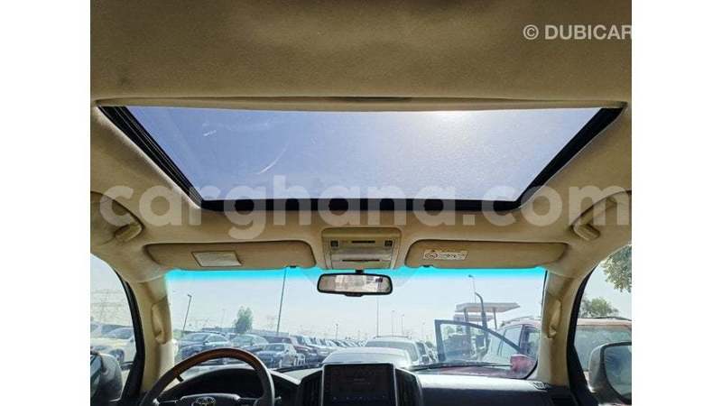 Big with watermark toyota land cruiser ashanti import dubai 53056