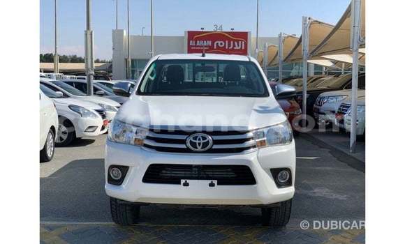 Ra Imported Toyota Hilux funfun Ọkọ̀ in Import - Dubai ni Ashanti Ra Imported Toyota Hilux funfun Ọkọ̀ in Import - Dubai ni Ashanti
