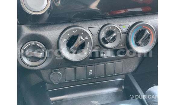 Ra Imported Toyota Hilux funfun Ọkọ̀ in Import - Dubai ni Ashanti Ra Imported Toyota Hilux funfun Ọkọ̀ in Import - Dubai ni Ashanti