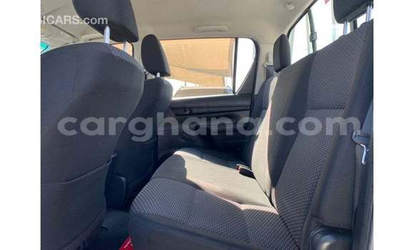 Ra Imported Toyota Hilux funfun Ọkọ̀ in Import - Dubai ni Ashanti Ra Imported Toyota Hilux funfun Ọkọ̀ in Import - Dubai ni Ashanti
