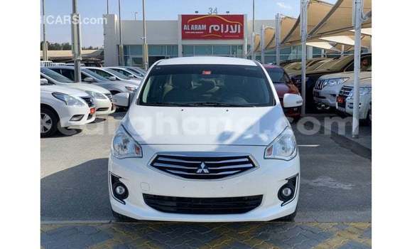 Ra Imported Mitsubishi Attrage funfun Ọkọ̀ in Import - Dubai ni Ashanti Ra Imported Mitsubishi Attrage funfun Ọkọ̀ in Import - Dubai ni Ashanti
