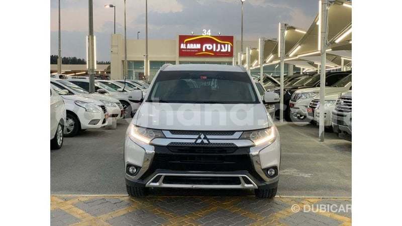 Big with watermark mitsubishi outlander ashanti import dubai 53076