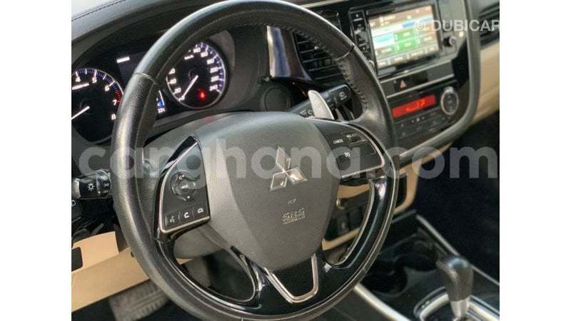 Big with watermark mitsubishi outlander ashanti import dubai 53076