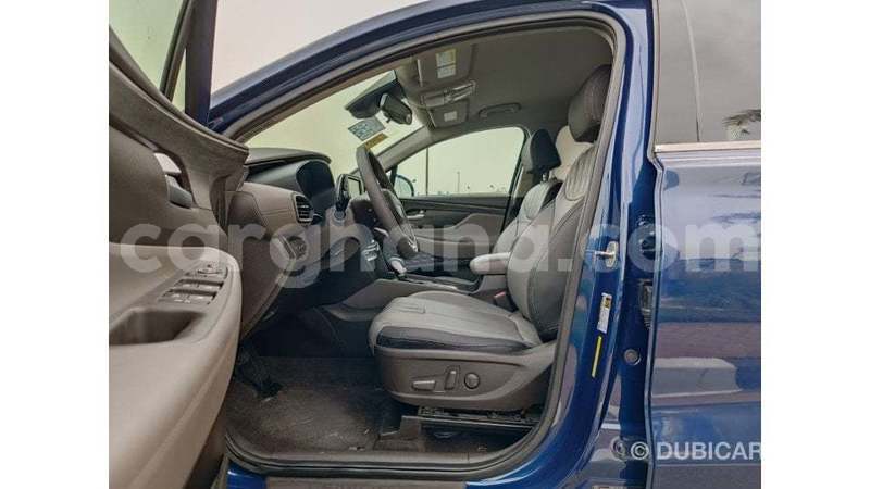 Big with watermark hyundai santa fe ashanti import dubai 53077