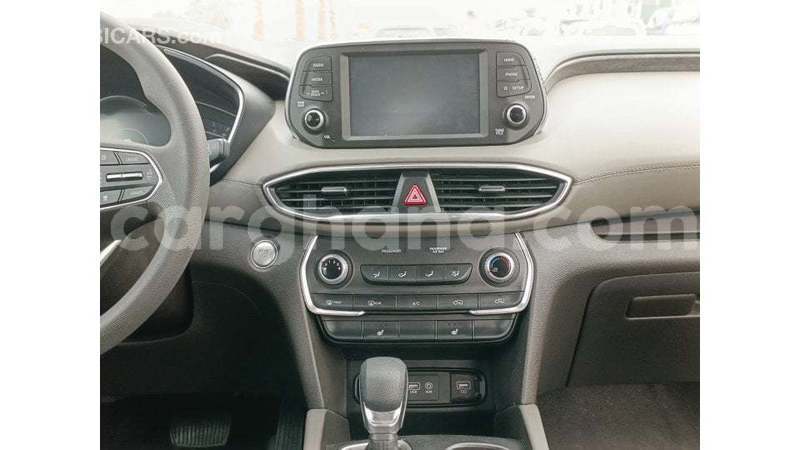 Big with watermark hyundai santa fe ashanti import dubai 53077