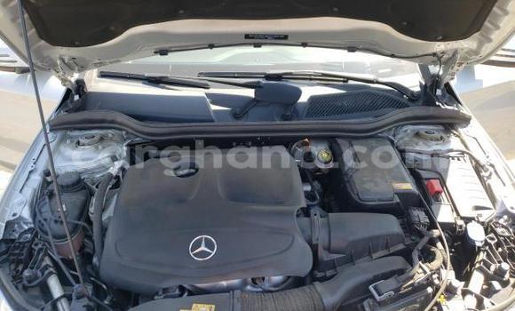 Ra Àlòkù Mercedes‒Benz CLA-klasse Silver Ọkọ̀ in Accra ni Greater Accra Ra Àlòkù Mercedes‒Benz CLA-klasse Silver Ọkọ̀ in Accra ni Greater Accra