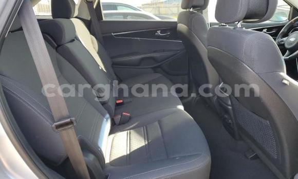 Ra Àlòkù Kia Sorento Silver Ọkọ̀ in Accra ni Greater Accra Ra Àlòkù Kia Sorento Silver Ọkọ̀ in Accra ni Greater Accra