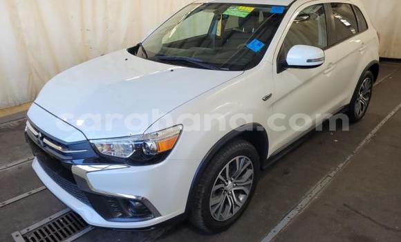 Buy Used Mitsubishi Outlander White Car in Accra in Greater Accra
