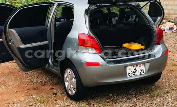 Ra Àlòkù Toyota Vitz Silver Ọkọ̀ in Accra ni Greater Accra Ra Àlòkù Toyota Vitz Silver Ọkọ̀ in Accra ni Greater Accra