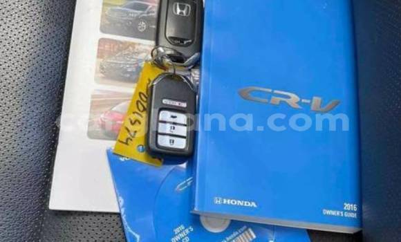 Sayi Na hannu Honda CR–V White Mota in Accra a Greater Accra Sayi Na hannu Honda CR–V White Mota in Accra a Greater Accra