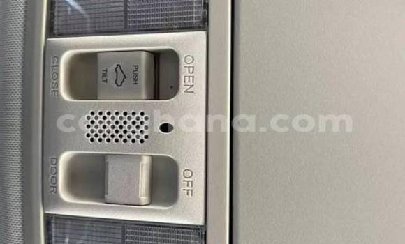 Sayi Na hannu Honda CR–V White Mota in Accra a Greater Accra Sayi Na hannu Honda CR–V White Mota in Accra a Greater Accra