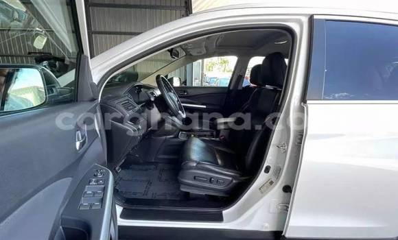 Sayi Na hannu Honda CR–V White Mota in Accra a Greater Accra Sayi Na hannu Honda CR–V White Mota in Accra a Greater Accra