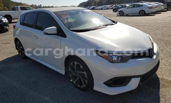 Buy Used Toyota Corolla White Car in Accra in Greater Accra