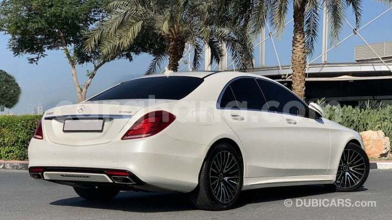 Big with watermark mercedes benz a200 ashanti import dubai 53128