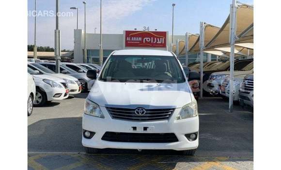 Sayi Imported Toyota Innova White Mota in Import - Dubai a Ashanti Sayi Imported Toyota Innova White Mota in Import - Dubai a Ashanti