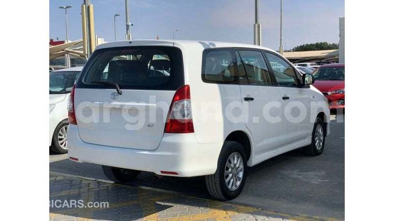 Big with watermark toyota innova ashanti import dubai 53129