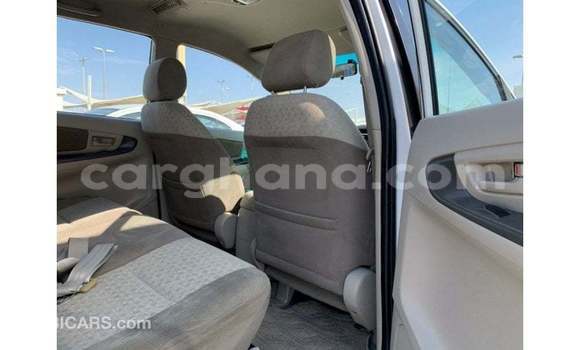 Sayi Imported Toyota Innova White Mota in Import - Dubai a Ashanti Sayi Imported Toyota Innova White Mota in Import - Dubai a Ashanti