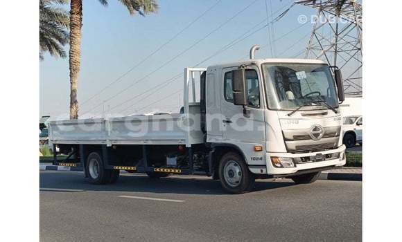 Ra Imported Hino 714 funfun Ọkọ̀ akẹ́rù ńlá in Import - Dubai ni Ashanti Ra Imported Hino 714 funfun Ọkọ̀ akẹ́rù ńlá in Import - Dubai ni Ashanti
