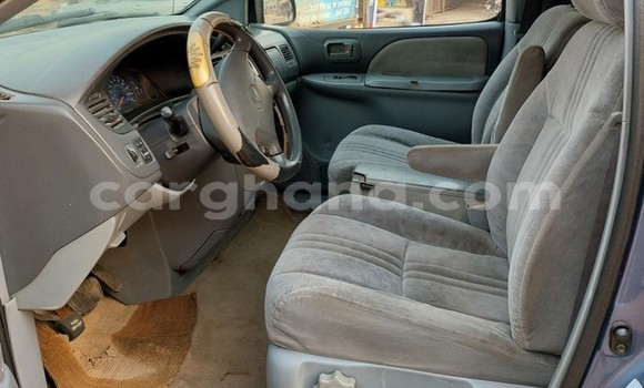 Buy Used Toyota Sienna Blue Car in Sekondi–Takoradi Metropolitan in Western Buy Used Toyota Sienna Blue Car in Sekondi–Takoradi Metropolitan in Western