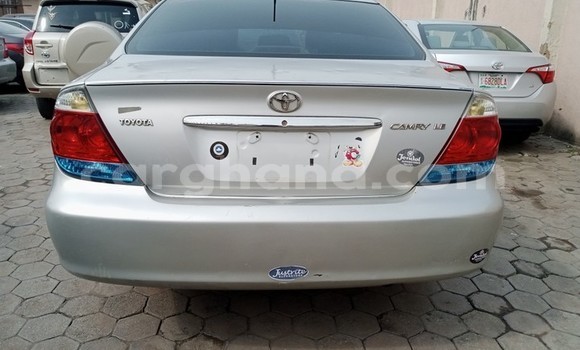 Ra Àlòkù Toyota Camry (Japan) Silver Ọkọ̀ in Sekondi–Takoradi Metropolitan ni Oorun