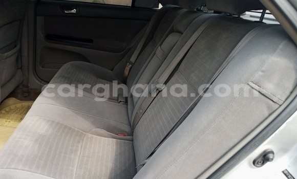 Sayi Na hannu Toyota Camry (Japan) Azurfa Mota in Sekondi–Takoradi Metropolitan a Yamma Sayi Na hannu Toyota Camry (Japan) Azurfa Mota in Sekondi–Takoradi Metropolitan a Yamma