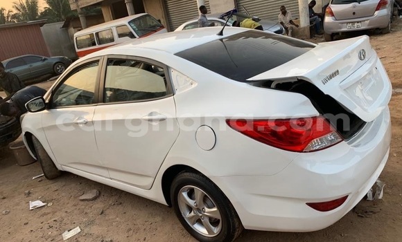Ra Àlòkù Hyundai Accent Miiran Ọkọ̀ in Accra ni Greater Accra Ra Àlòkù Hyundai Accent Miiran Ọkọ̀ in Accra ni Greater Accra
