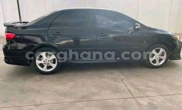 Ra Àlòkù Toyota Corolla Black Ọkọ̀ in Accra ni Greater Accra Ra Àlòkù Toyota Corolla Black Ọkọ̀ in Accra ni Greater Accra