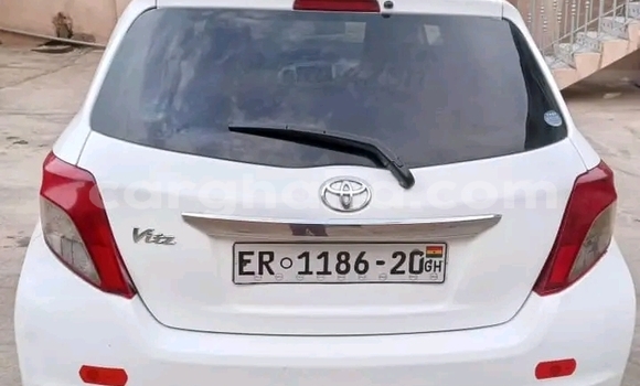 Buy Used Toyota Vitz White Car in Accra in Greater Accra Buy Used Toyota Vitz White Car in Accra in Greater Accra
