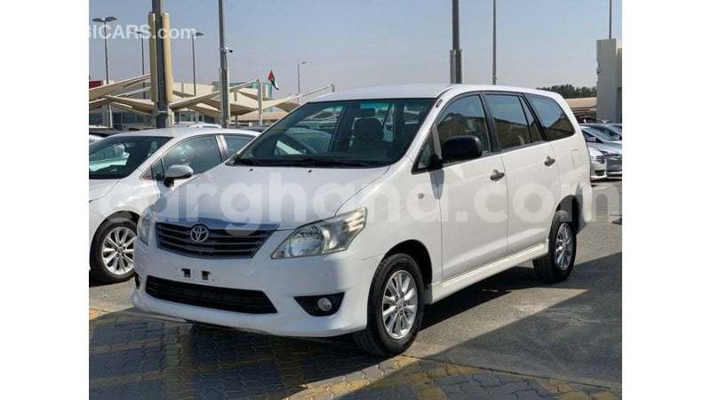 Big with watermark toyota innova ashanti import dubai 53162