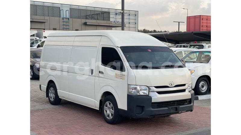 Big with watermark toyota hiace ashanti import dubai 53168