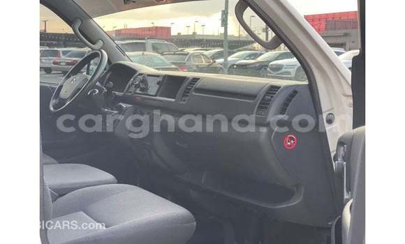 Ra Imported Toyota Hiace funfun Ọkọ̀ in Import - Dubai ni Ashanti Ra Imported Toyota Hiace funfun Ọkọ̀ in Import - Dubai ni Ashanti