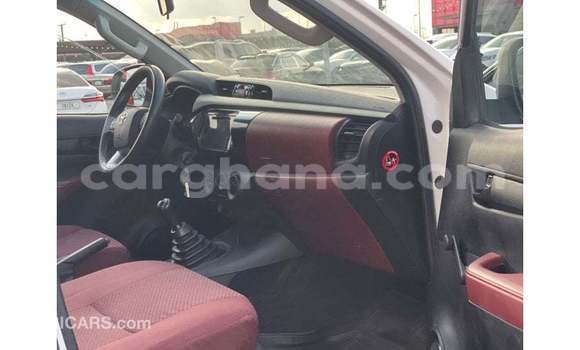 Buy Import Toyota Hilux White Car in Import - Dubai in Ashanti Buy Import Toyota Hilux White Car in Import - Dubai in Ashanti